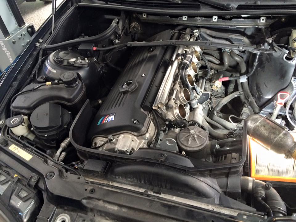 Συνεργείο αυτοκινήτων BMW